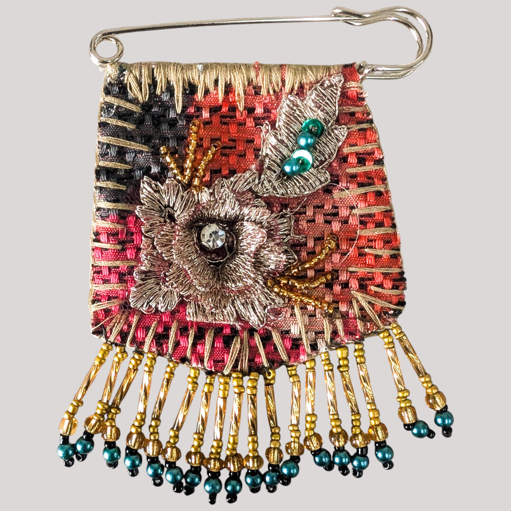 Handmade Brooches by Vivi Mercado